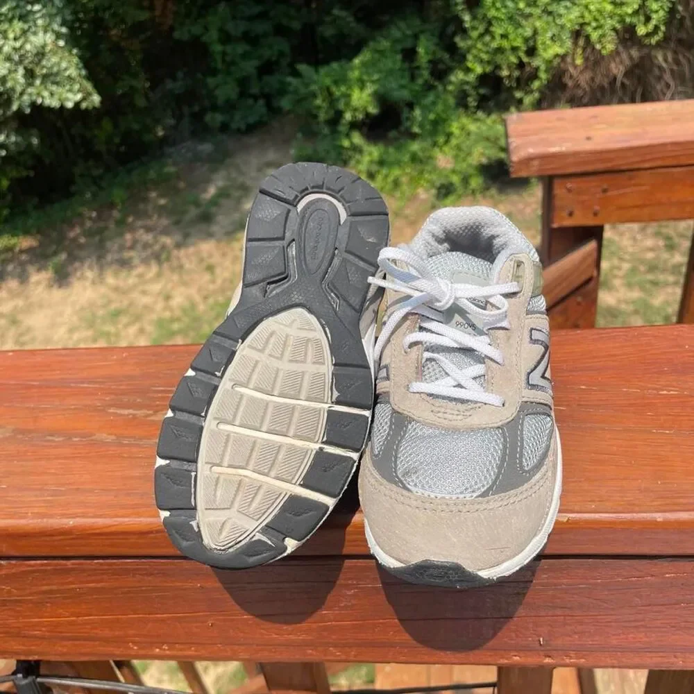 New balance 990 Toddler 10 Grey and White Trainers